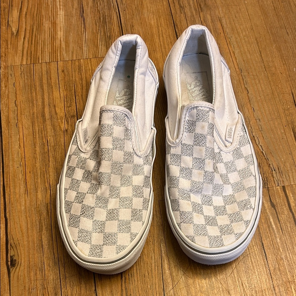 Vans White/Silver Checker Size 7.5
